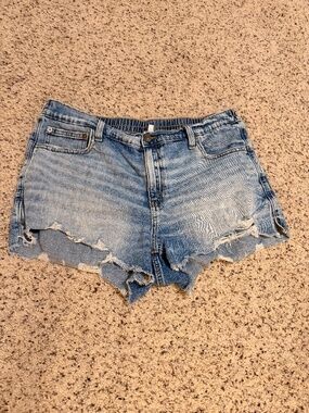 AAerie Jean Shorts Women’s Size L Light Blue Denim Cutoff Distressed